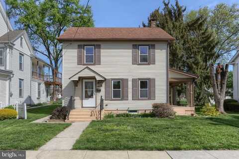 659 E MAPLE STREET, ANNVILLE, PA 17003