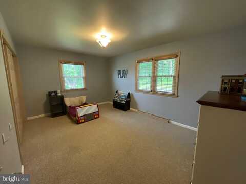415 FOLKSTONE COURT, YORK, PA 17402