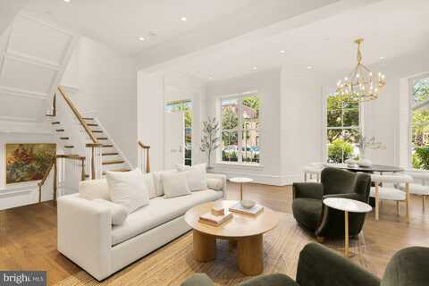 1201 D STREET NE, WASHINGTON, DC 20002