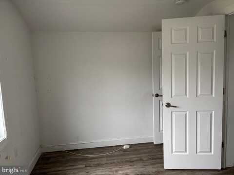 530 E POINT PLEASANT AVENUE, OCEAN GATE, NJ 08740