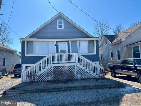 530 E PT PLEASANT AVENUE, OCEAN GATE, NJ 08740
