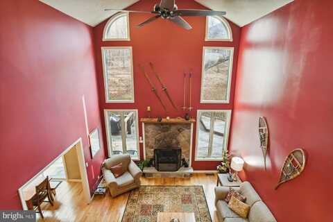 238 WINTERSET DRIVE, DAVIS, WV 26260