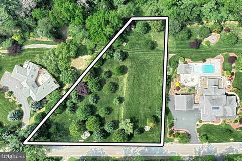 SHADY DELL ROAD, YORK, PA 17403