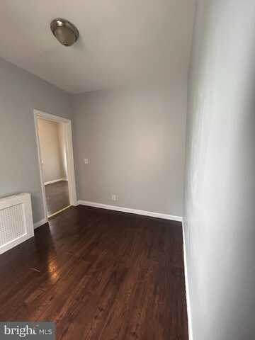 51 PARKVIEW TERRACE, NEWARK, NJ 07112