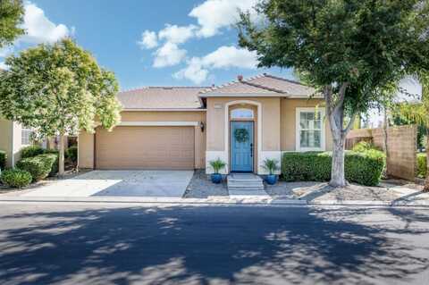 3734 Persimmon Lane W, Fresno, CA 93711