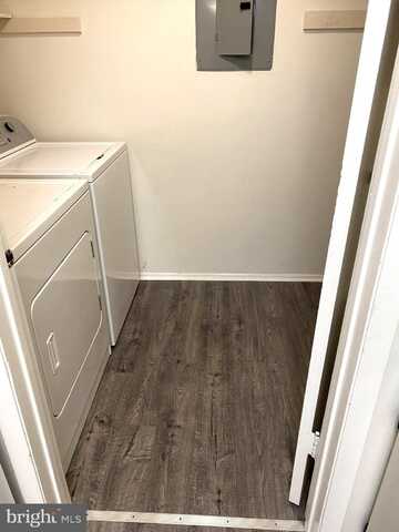 902 THORNTON COURT, NORTH WALES, PA 19454