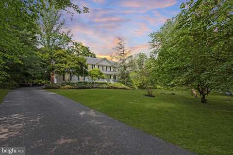 6 CONSTANTINE DRIVE, PHOENIX, MD 21131