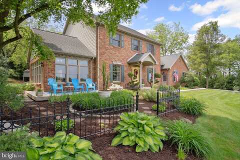 700 REMINGTON DRIVE, SHIPPENSBURG, PA 17257