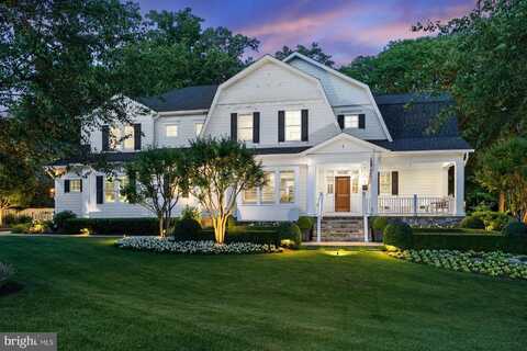 900 PARK STREET SE, VIENNA, VA 22180