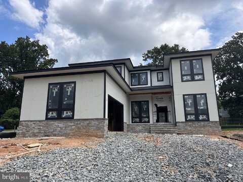 4015 WOODLAND ROAD, ANNANDALE, VA 22003