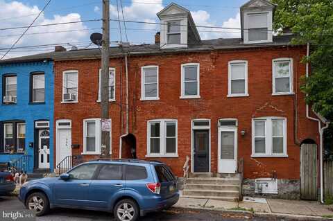 462 S CHRISTIAN STREET, LANCASTER, PA 17602