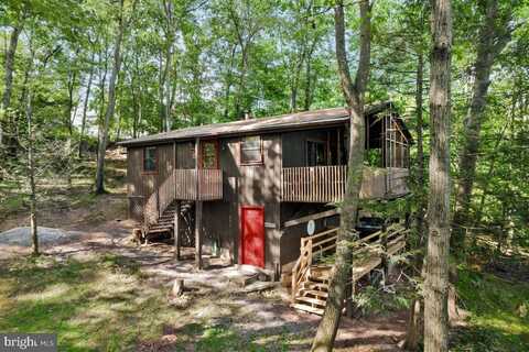 557 TRAPPER RIDGE LANE, HEDGESVILLE, WV 25427