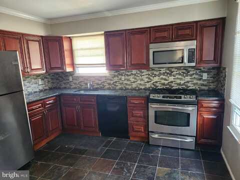 729 JARVIS, SICKLERVILLE, NJ 08081