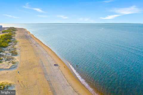 16 WOODSIDE LANE, KEANSBURG, NJ 07734