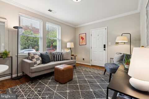401 DOUGLAS STREET NE, WASHINGTON, DC 20017