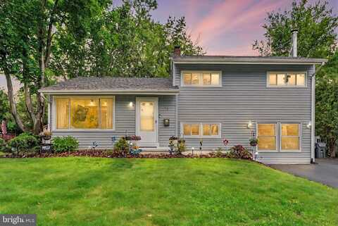 21 E AVON DRIVE, CLAYMONT, DE 19703