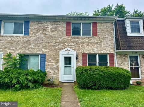 302 HILLS DRIVE, GETTYSBURG, PA 17325