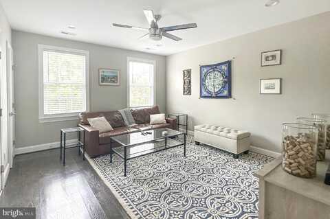 2215 40TH STREET NW, WASHINGTON, DC 20007