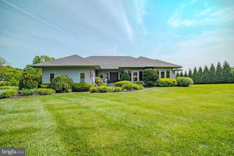 105 MILL TOP DRIVE, KENNETT SQUARE, PA 19348