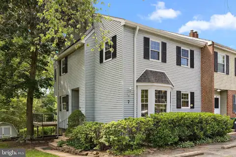 7 MARTINE COURT, NEWARK, DE 19711
