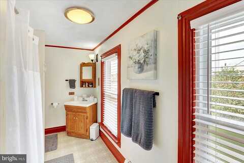 70 N MAIN STREET, SPRING GROVE, PA 17362