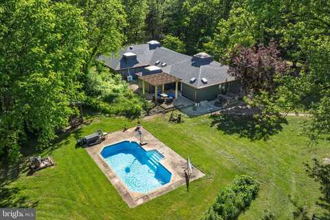 2436 WARM SPRINGS ROAD, SHENANDOAH JUNCTION, WV 25442