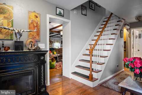 484 BROUGH ROAD, ABBOTTSTOWN, PA 17301
