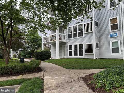3179 SUMMIT SQUARE DRIVE, OAKTON, VA 22124