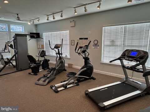 306 VICTORIA GARDENS DRIVE, KENNETT SQUARE, PA 19348