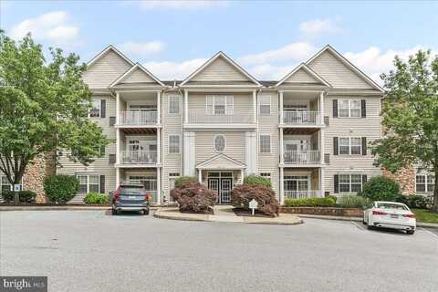 306 VICTORIA GARDENS DRIVE, KENNETT SQUARE, PA 19348