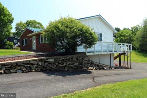322 SPRING LEA DRIVE, STATE COLLEGE, PA 16801