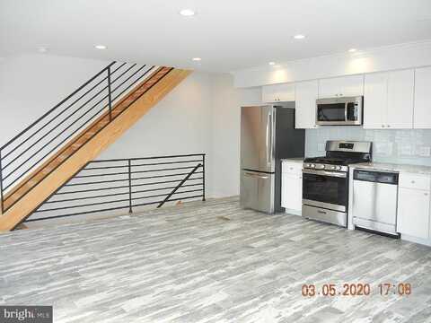 2700 S 10TH STREET, PHILADELPHIA, PA 19148
