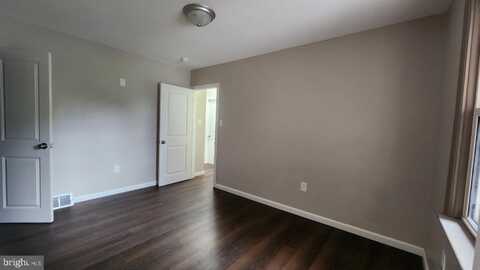 601 E ACADEMY STREET, CLAYTON, NJ 08312