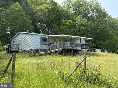 232 SEAFORD LANE, BRUCETON MILLS, WV 26525