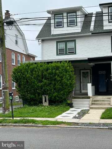 2718 E COUNTY LINE ROAD, ARDMORE, PA 19003