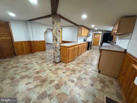 4211 CONEWAGO ROAD, DOVER, PA 17315
