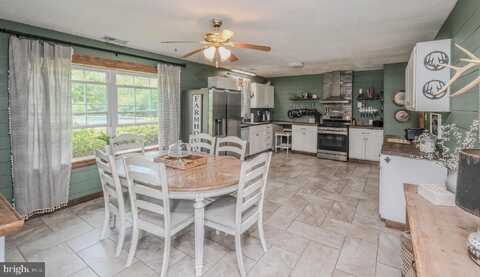 140 DUCK RUN LANE, STAR TANNERY, VA 22654