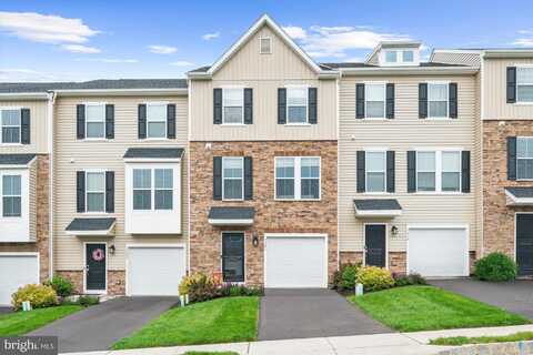 7521 CLAYTON AVENUE, COOPERSBURG, PA 18036