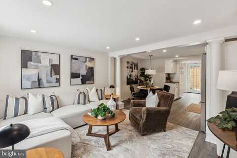 106 BAINBRIDGE STREET, PHILADELPHIA, PA 19147