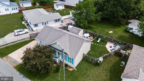 24 BANCROFT AVE., COLONIAL BEACH, VA 22443