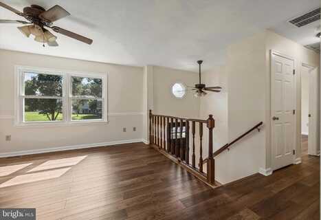 136 NIGHTINGALE AVENUE, STEPHENS CITY, VA 22655