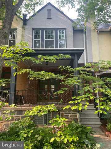 909 MCKEWIN AVENUE, BALTIMORE, MD 21218