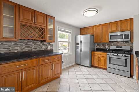 8042 SAINT ANNES COURT, ALEXANDRIA, VA 22309