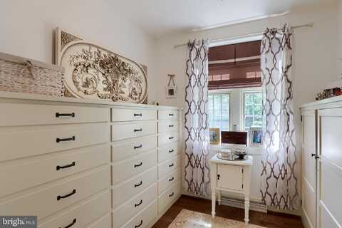 80 SCHOOL HOUSE ROAD, LANCASTER, PA 17603
