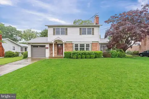 402 APPLE ROAD, NEWARK, DE 19711