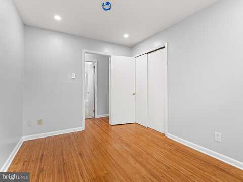 11 SYCAMORE DRIVE, BURLINGTON, NJ 08016