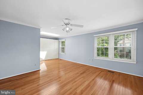 2893 SUTTON OAKS LANE, VIENNA, VA 22181