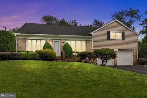 669 WORTHINGTON DRIVE, WARMINSTER, PA 18974