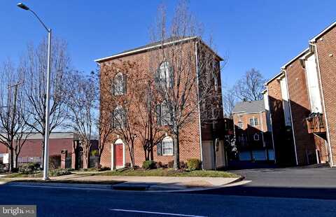 2400 N GREENBRIER COURT, ARLINGTON, VA 22207