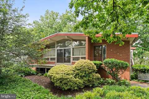 6802 NESBITT PLACE, MCLEAN, VA 22101